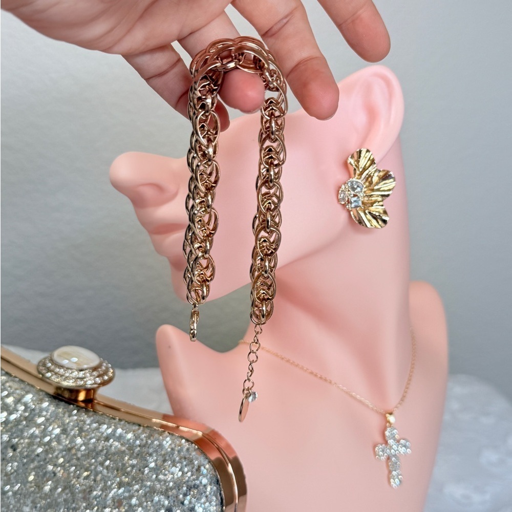 Time and Tru |  Link Bracelet - Picture 4 of 11